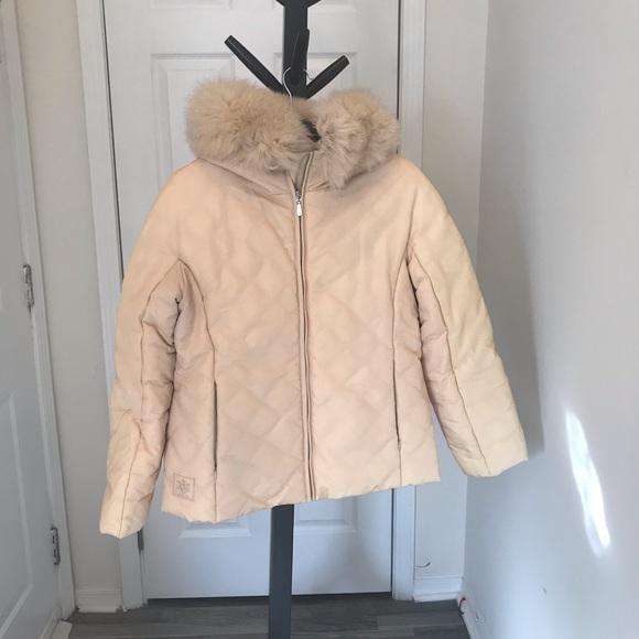 Beige winter jacket - Picture 9 of 16